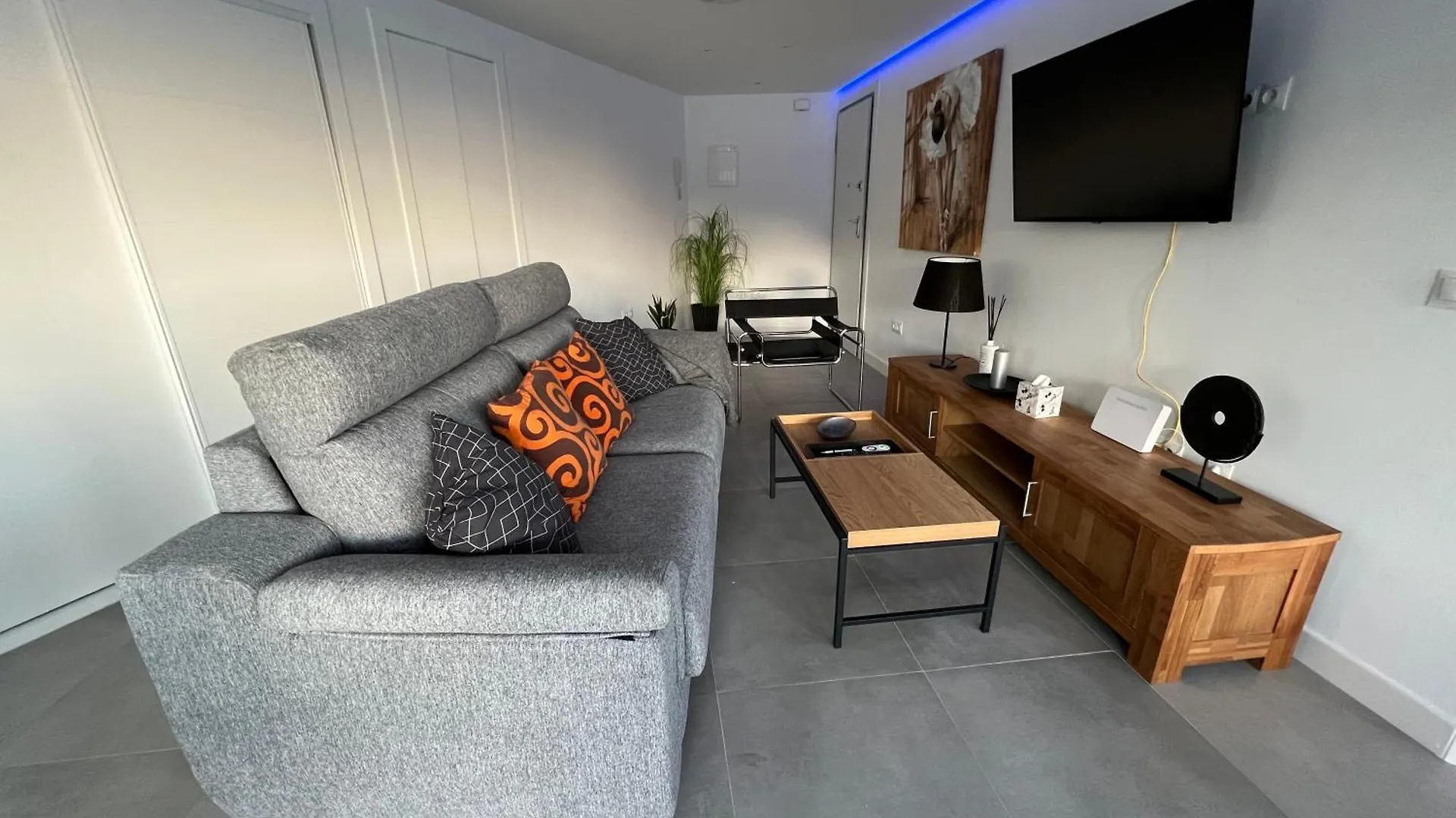 Apartment Precioso Capricho En Las 3 Torres Torremolinos Spain